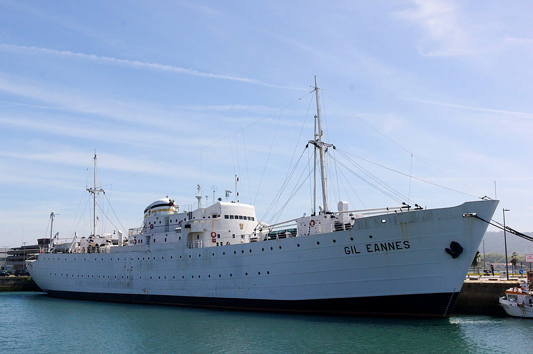 Navio-hospital Gil Eannes atracado no porto de Viana do Castelo